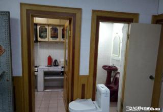 2房间2空调，冰箱洗衣机电视热水器油烟机全套，注：门口可停汽 - 镇江28生活网 zj.28life.com