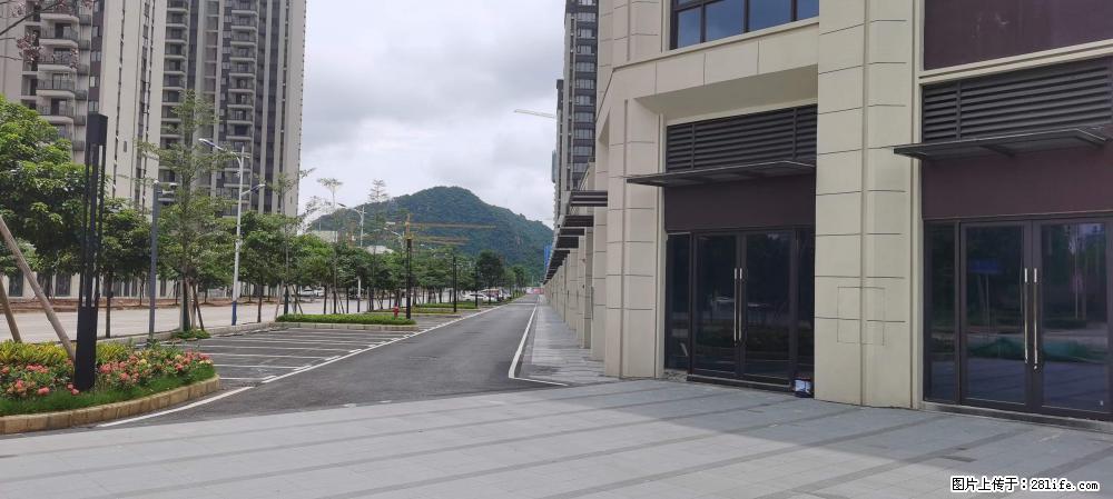 【广西三象建筑安装工程有限公司】绿地东盟大学城 grc构件 4个地块,施工周期两年 - 新手上路 - 镇江生活社区 - 镇江28生活网 zj.28life.com