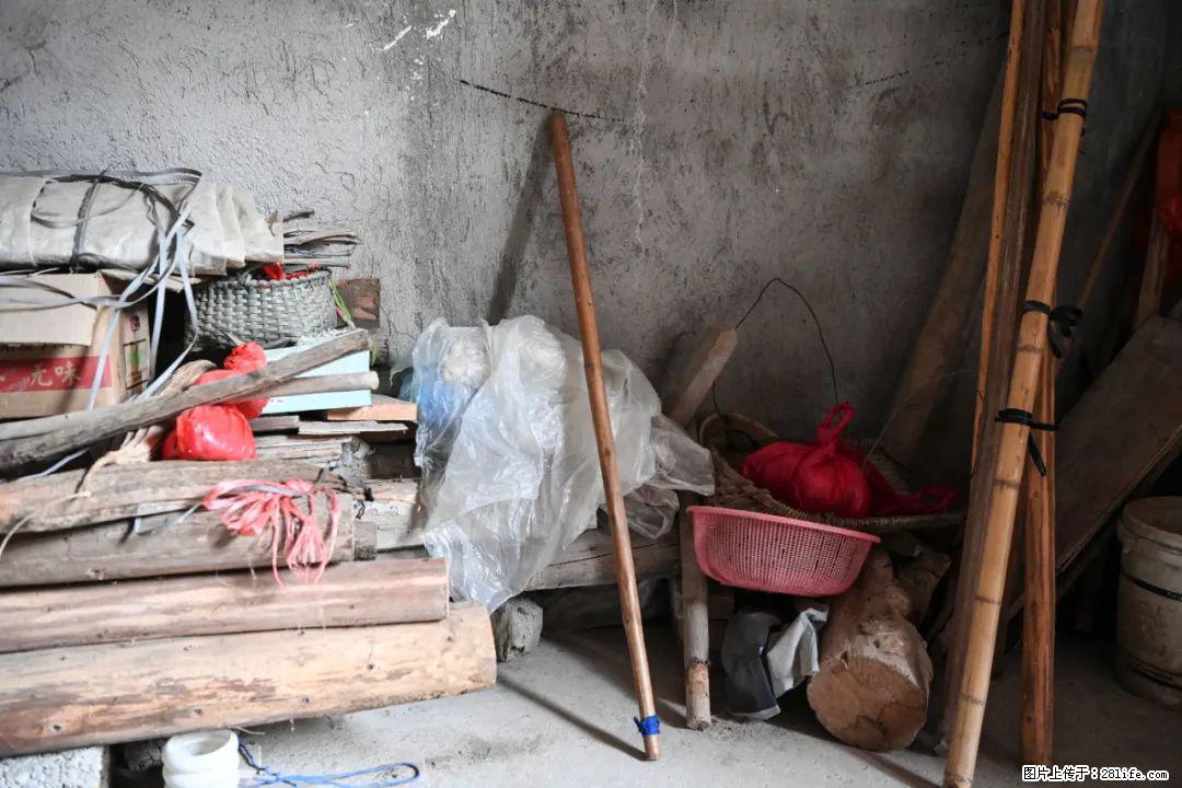 全网追的“扁担女孩”,找了一份暑假工,时薪12元 - 镇江生活资讯 - 镇江28生活网 zj.28life.com